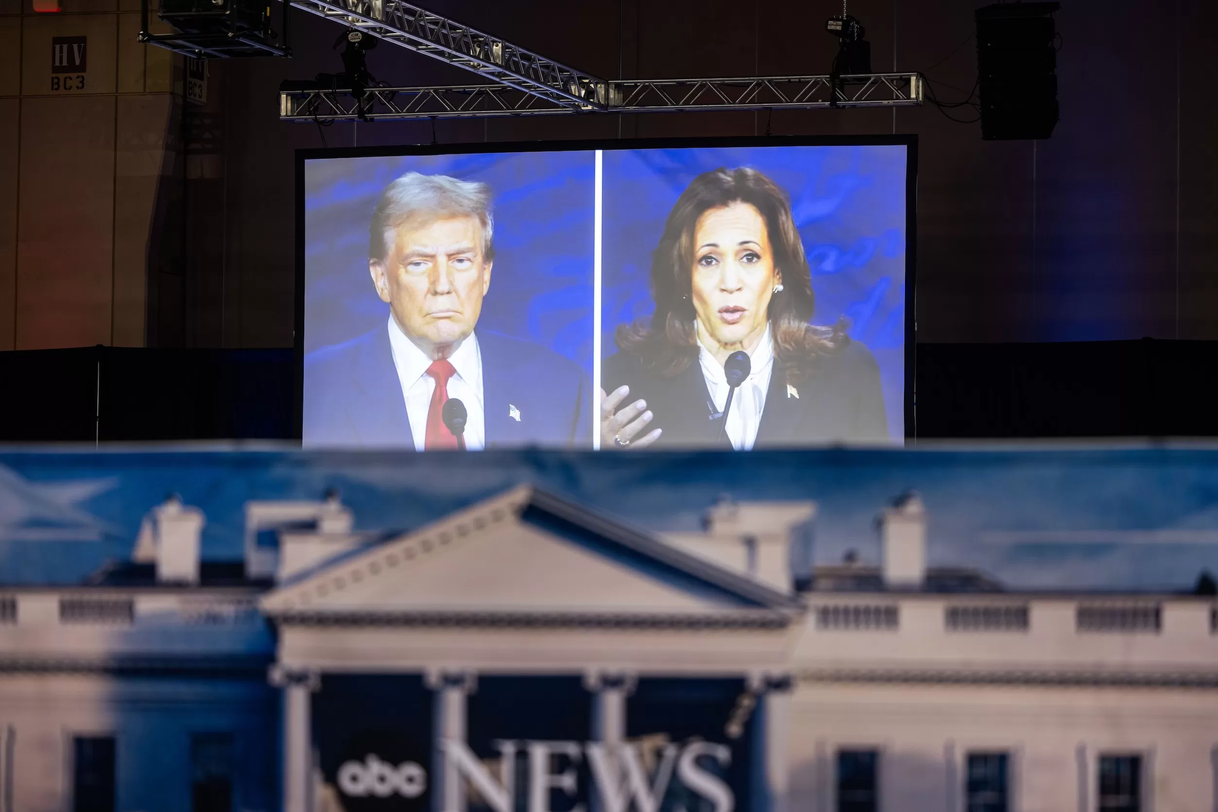 Donaldas Trumpas, Kamala Harris, debatai