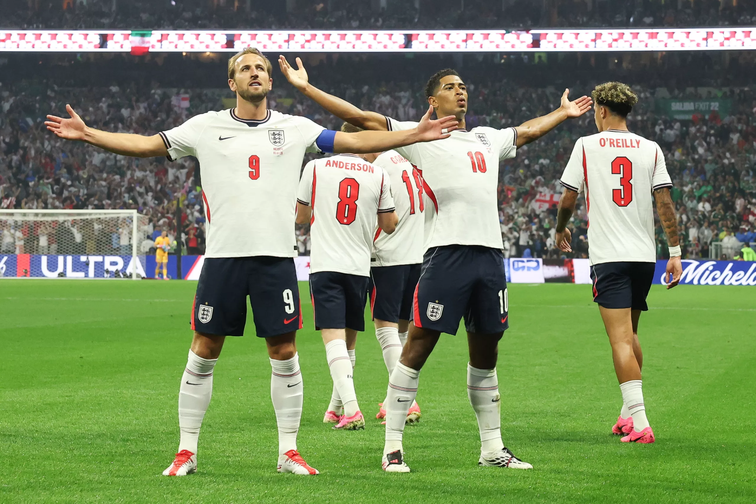 Anglijos ir Meksikos futbolo rinktinių rungtynės