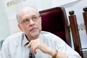 Kaip su vaikais kalbėtis apie meilę, šeimą ir gerą sutuoktinį?