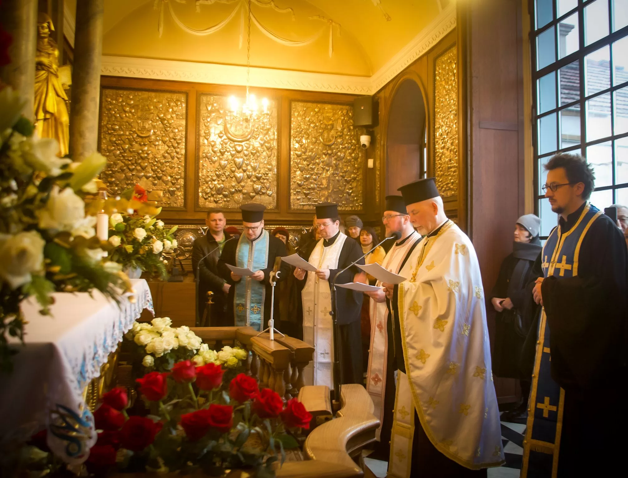 Konstantinopolio patriarchato kunigai meldžiasi prie Aušros Vartų Dievo Motinos ikonos