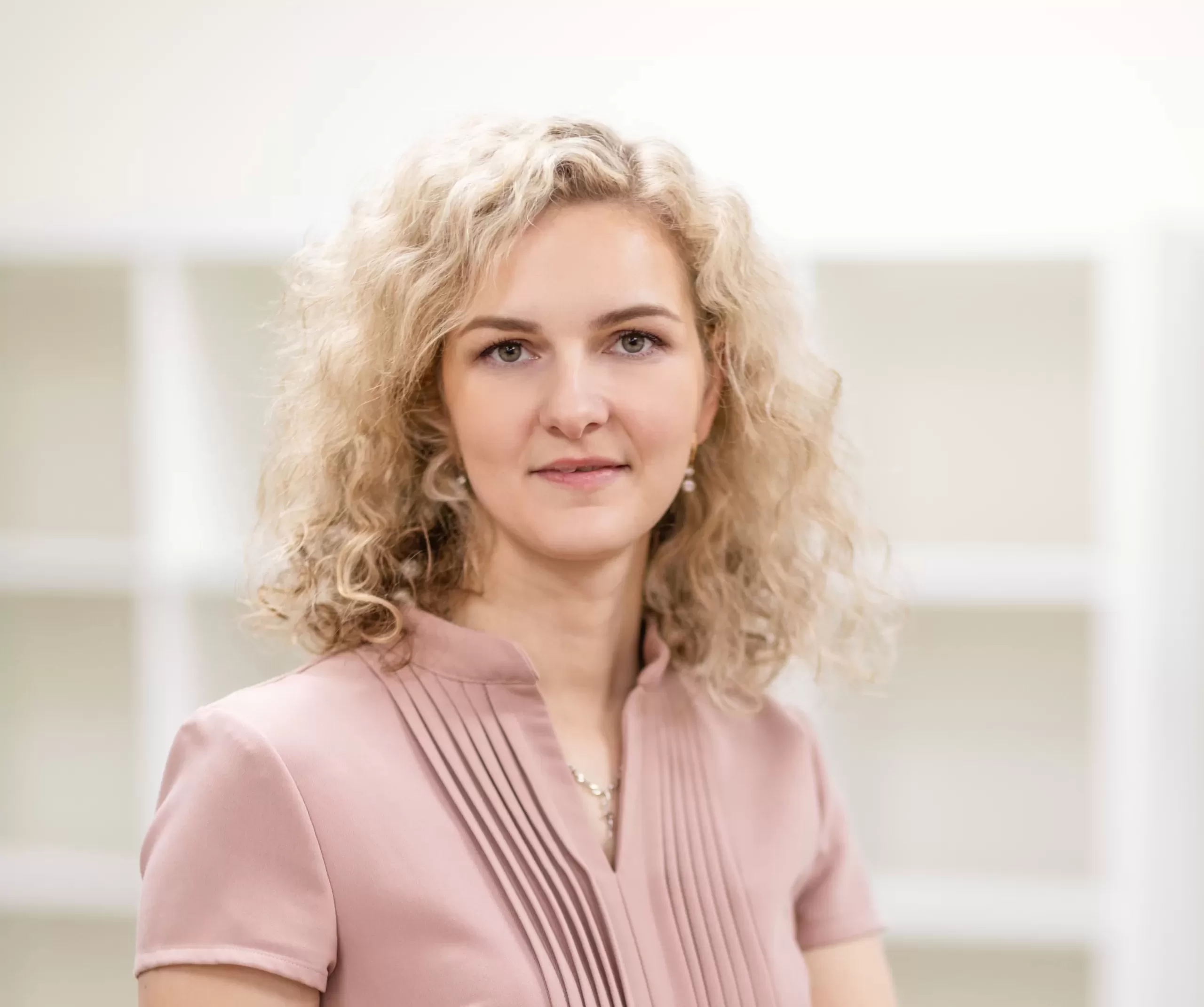 Diana Karvelienė, Laisvos visuomenės institutas