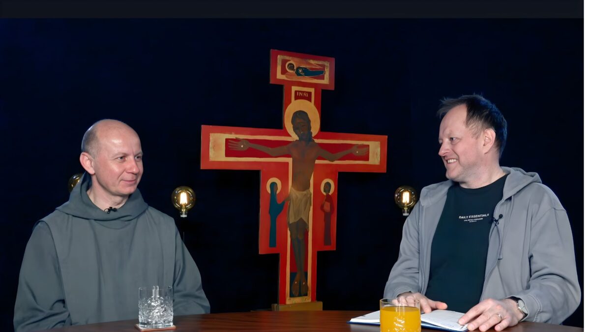 Joanitas brolis Jurekas ir Rimas Šapauskas. „Rimo Piligrimo“ videomedžiagos kadras