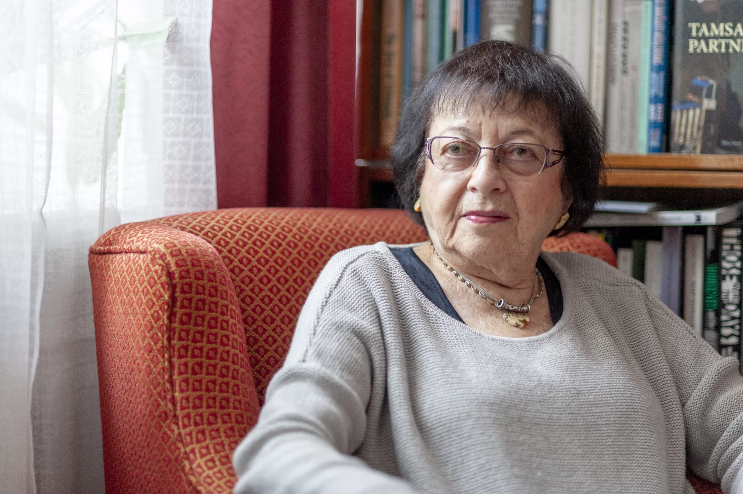 Portretas, Irena Veisaitė