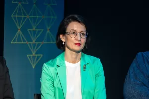 Pasaulio lietuvių bendruomenės pirmininkė D. Henke: mums Kalėdos prasidėjo vasarą Šimtmečio dainų švente